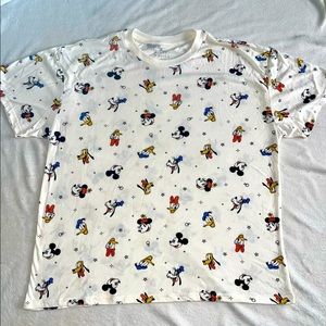 Disney Mickey & Friends Juniors Graphic T-Shirt
